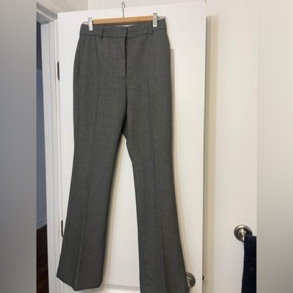 Aritzia Babaton Publish Pant - Size 6 Grey